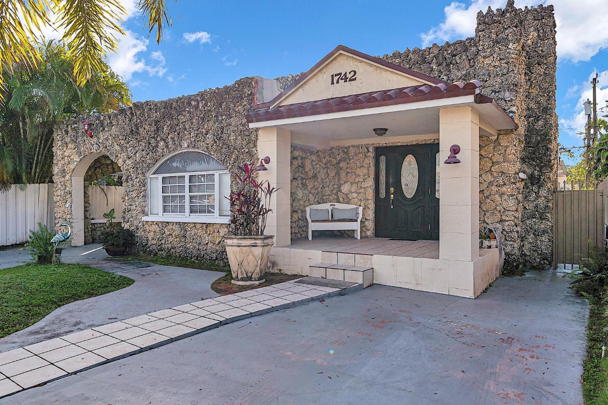 Coral Suite Close To Little Havana Miami Bagian luar foto