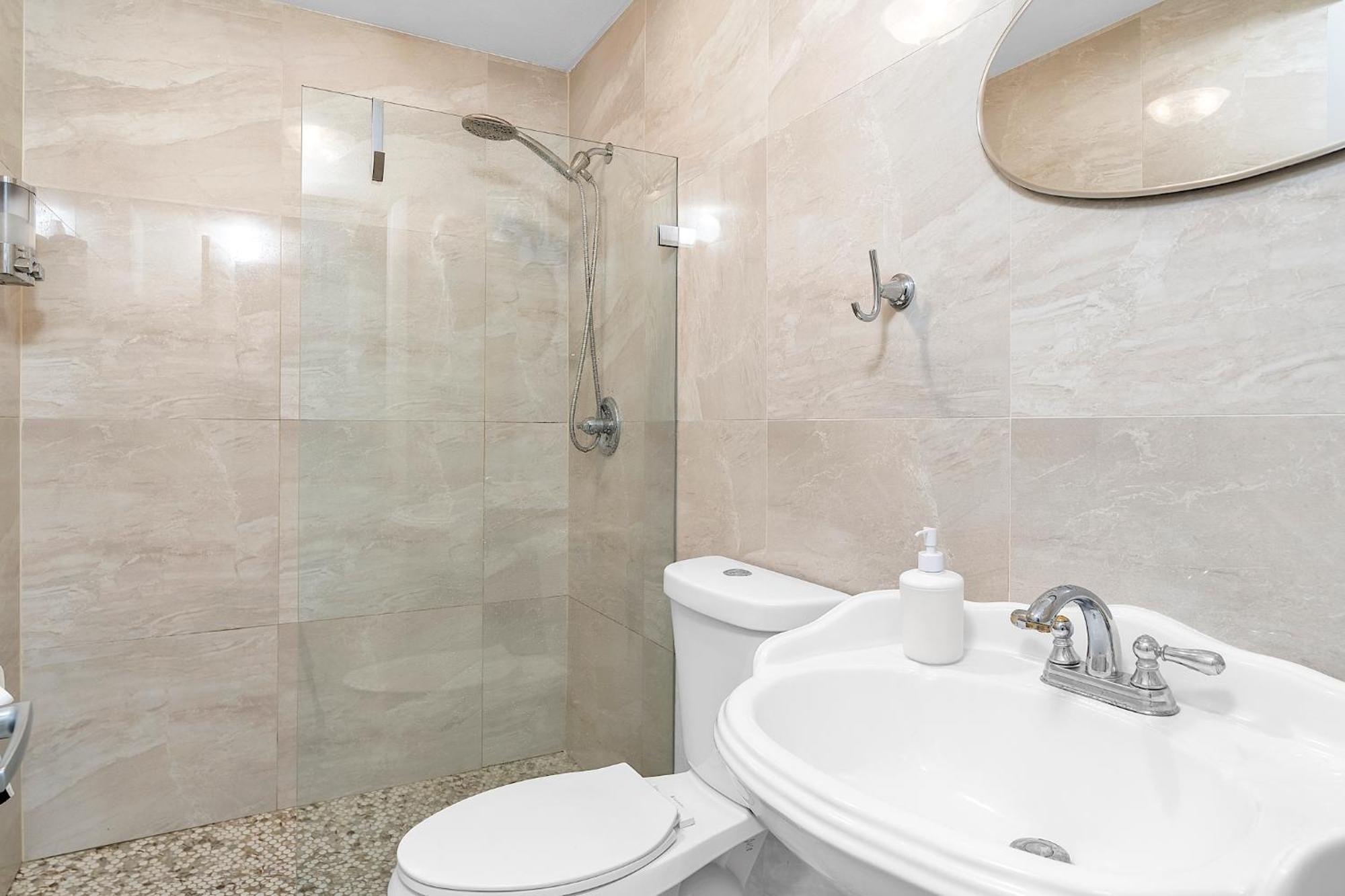 Coral Suite Close To Little Havana Miami Bagian luar foto