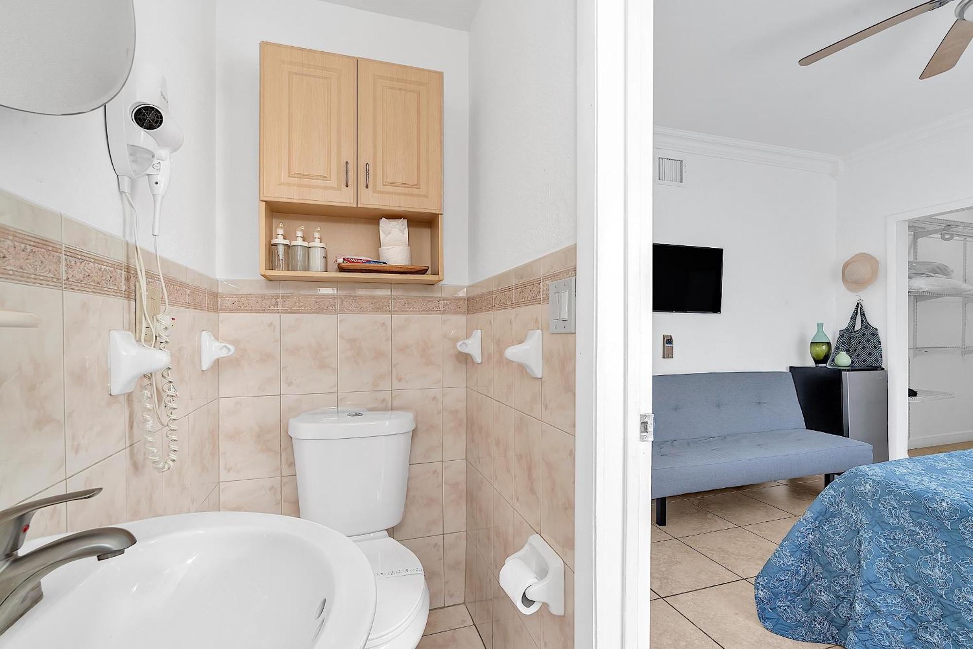 Coral Suite Close To Little Havana Miami Bagian luar foto